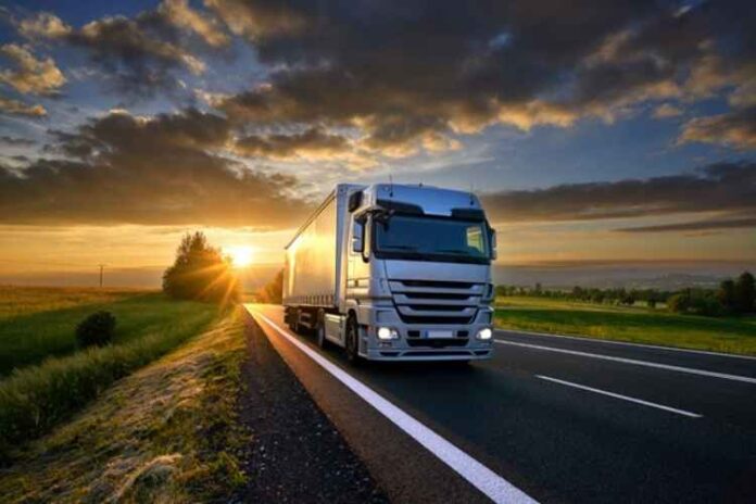 3 Big Benefits of a Semi-Truck Driving Career