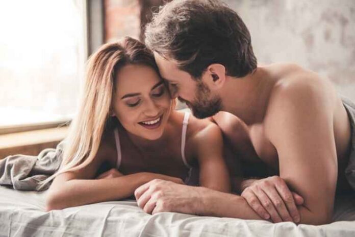 5 Common Signs You're Sexually Compatible