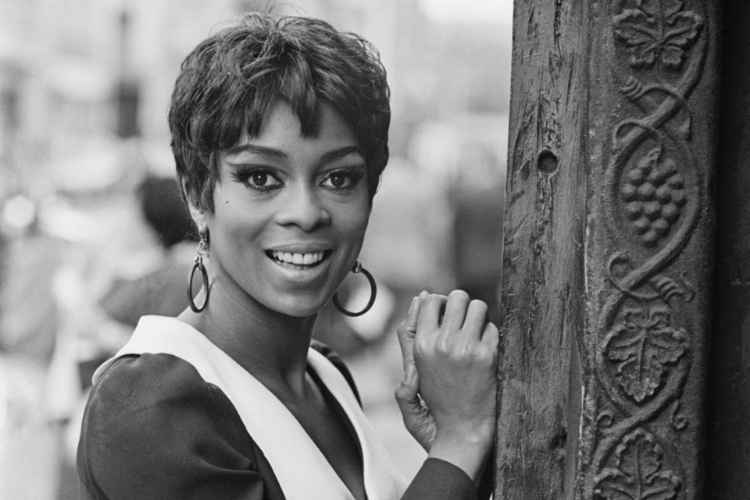 Who’s Lola Falana