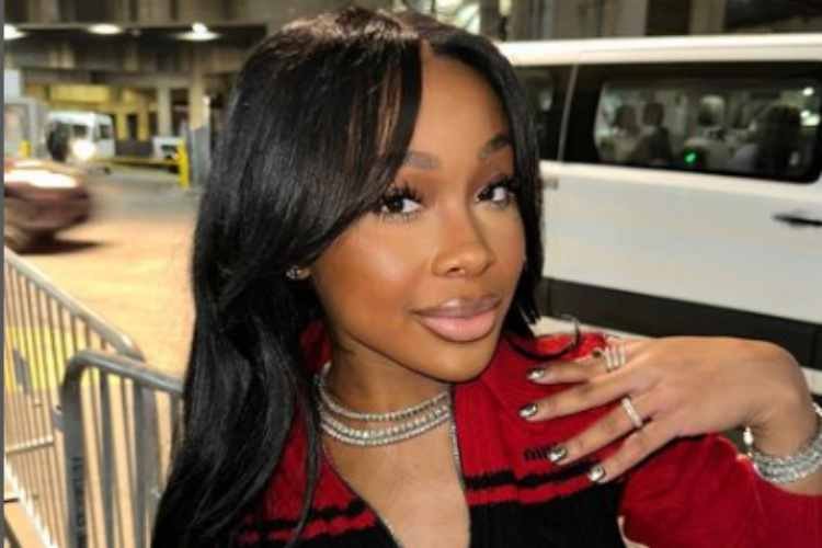 How tall is Jayda Wayda?: Know Everything about this Social Media